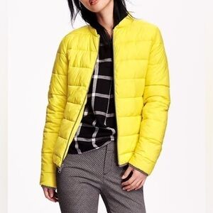 Old Navy Bright Yellow Zip-up Puffer Jacket | Women’s Size Medium